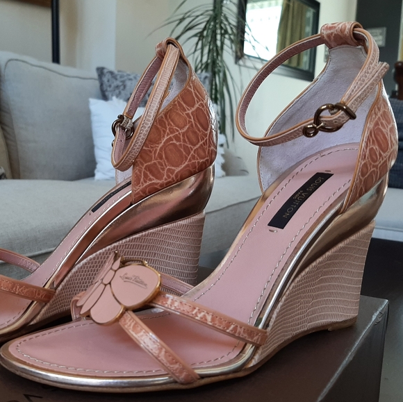 Used Louis Vuitton Wedge - Picture 4 of 9
